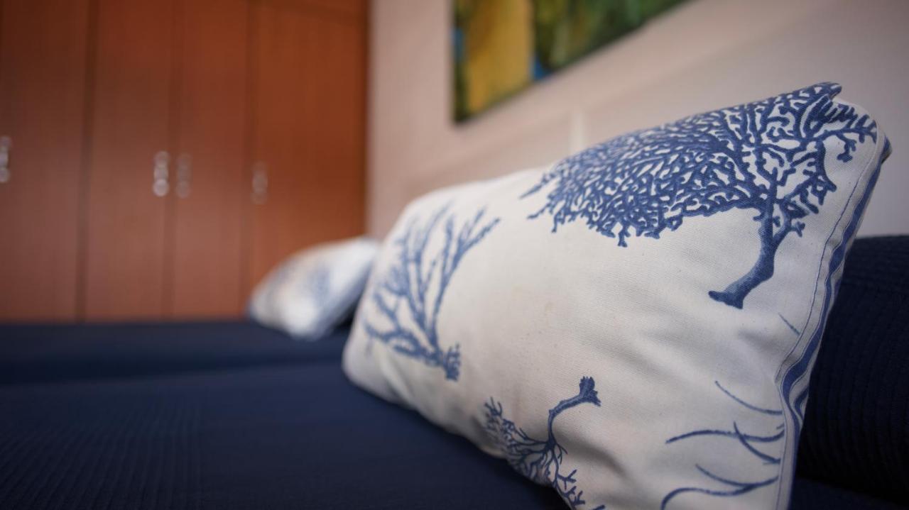 דירות ואלוורדה Apartamento En La Caleta El Hierro מראה חיצוני תמונה